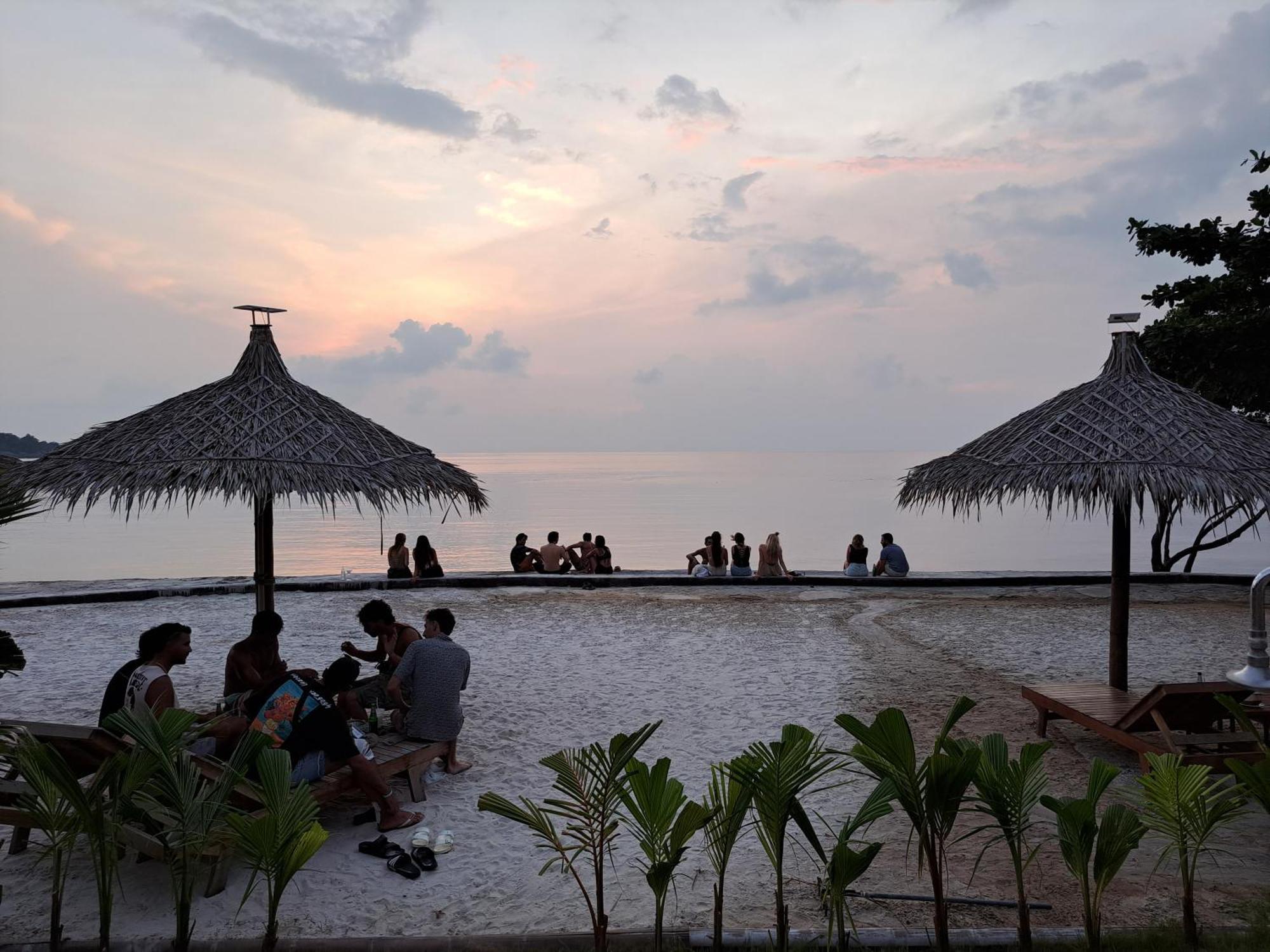 Sense Asia Haad Tian Exterior foto